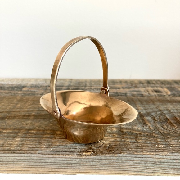 Brass basket - Picture 3 of 4